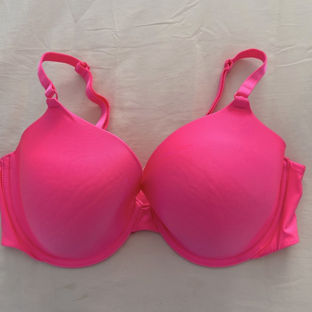 Victoria’s Secret Perfect Coverage Bra, size 36D, pink